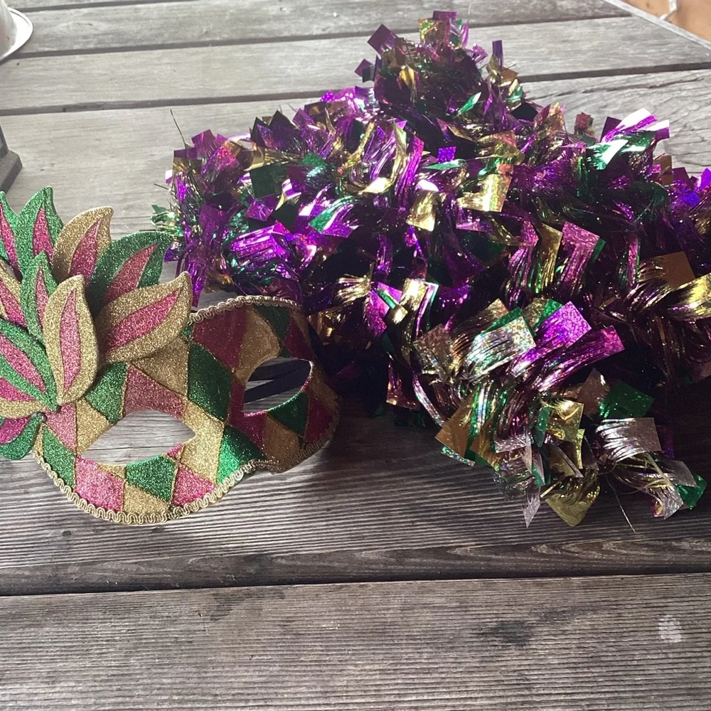 Mardi Gras Mask and Garland